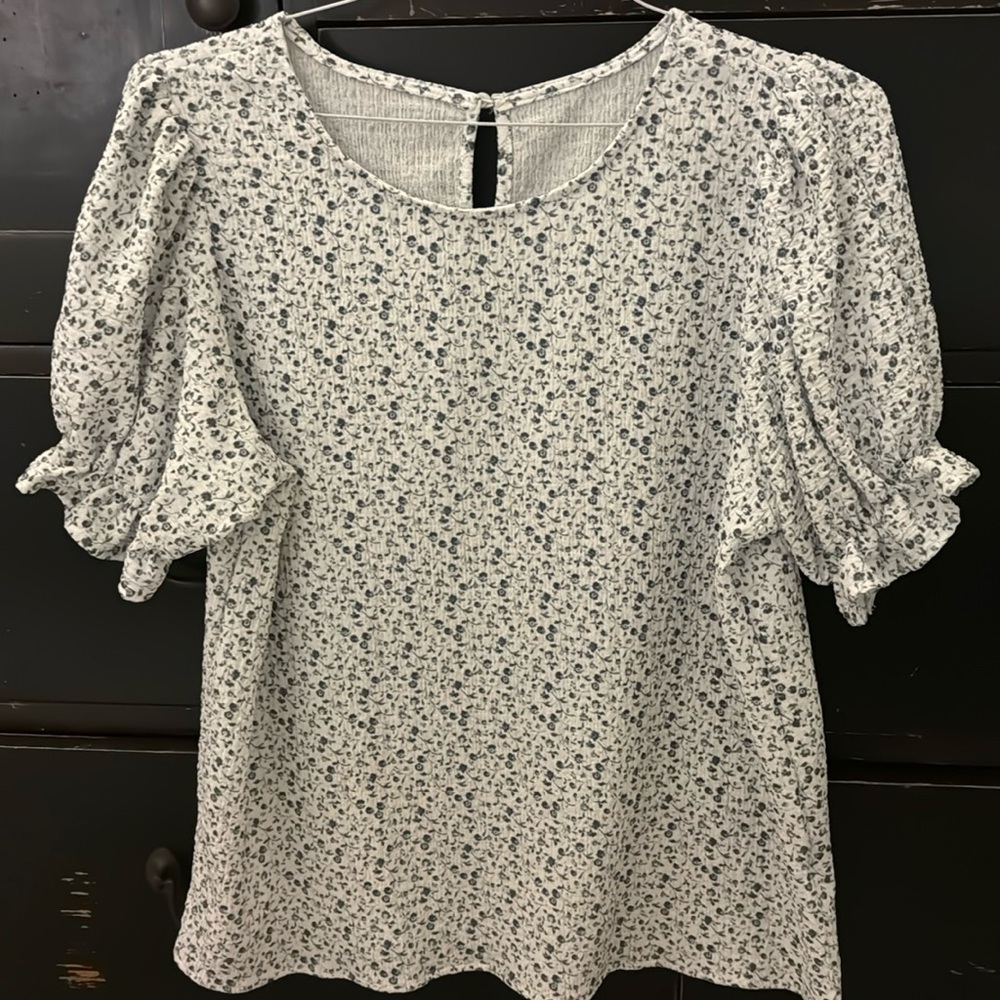 Women’s Blouse - Large